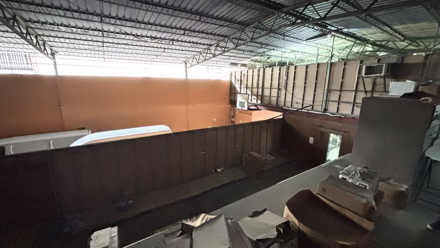Bodega / Propiedad Comercial en el Centro de la Ciudad – Ideal para Almacenaje y Operación Logística - RM - Imagen 2