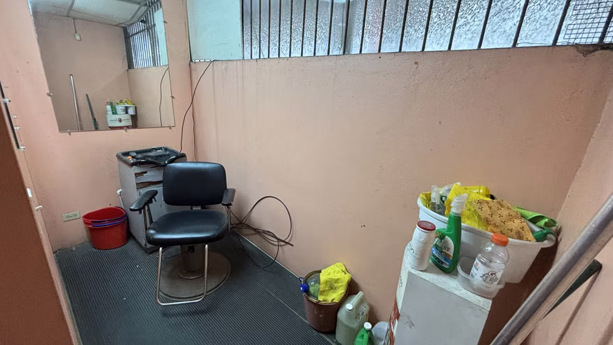 Bodega / Propiedad Comercial en el Centro de la Ciudad – Ideal para Almacenaje y Operación Logística - RM - Imagen 8