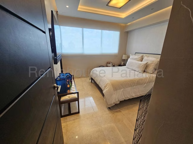 Penthhouse Coco del Mar Vision Tower 26YCG6701