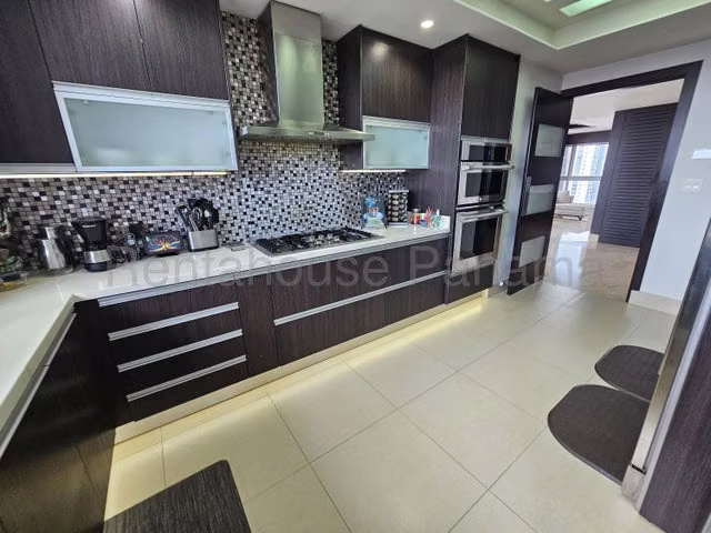 Penthhouse Coco del Mar Vision Tower 26YCG6701