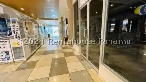 Alquiler de Local Comercial con 114m2 en Albrook PH Paseo Albrook 24-8639SR