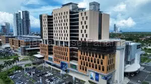 Venta de Oficina con 30m2 en Costa del Este PH Town Center 26-6658SR