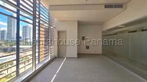 Venta de Oficina con 30m2 en Costa del Este PH Town Center 26-6658SR