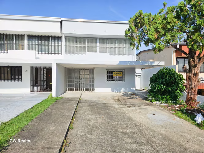 House for sale - Betania - El Ingenio - Club X