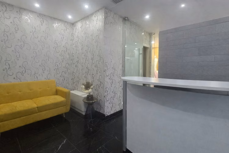 OFFICE FOR RENT - BANKING AREA - 50M2 - *