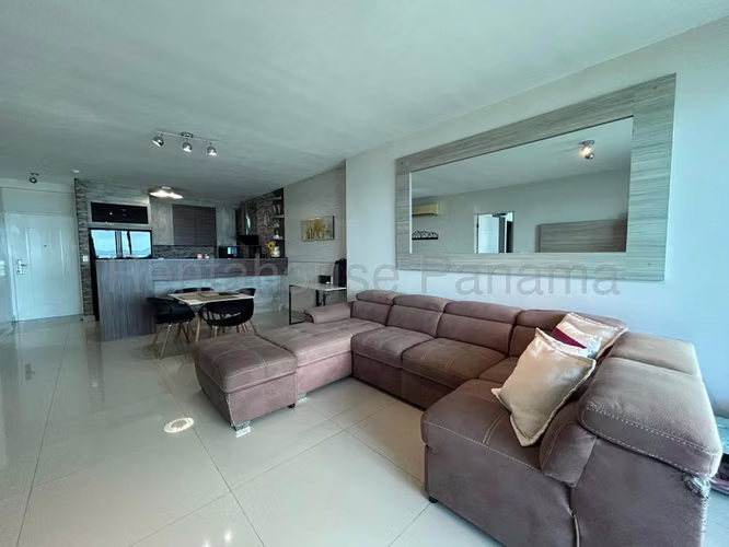 Apartamento en Venta en Avenida Balboa  JG