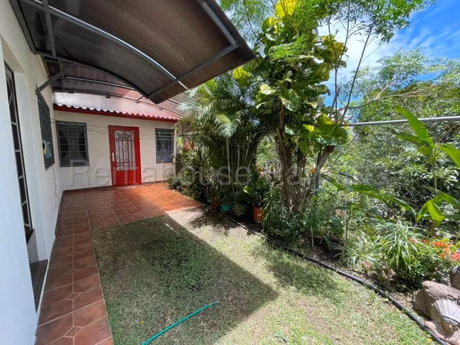 Casa en Venta en  Villa Zaita JG
