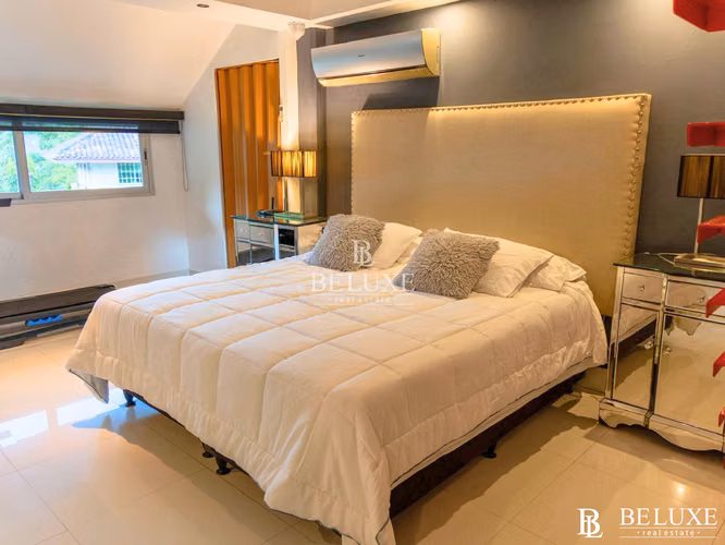 VENTA DE CASA EN CALLE CARPINTERO REAL, ANCON (10)