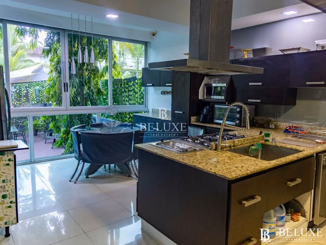 VENTA DE CASA EN CALLE CARPINTERO REAL, ANCON (10)