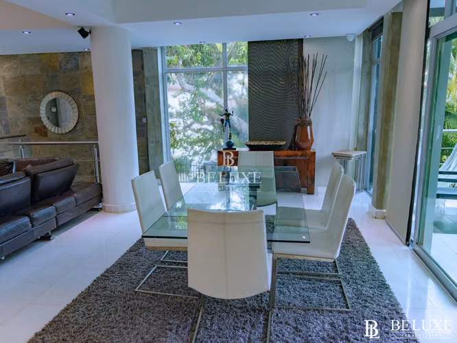 VENTA DE CASA EN CALLE CARPINTERO REAL, ANCON (10)