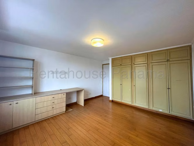 Apartamento en Venta en  Obarrio JG