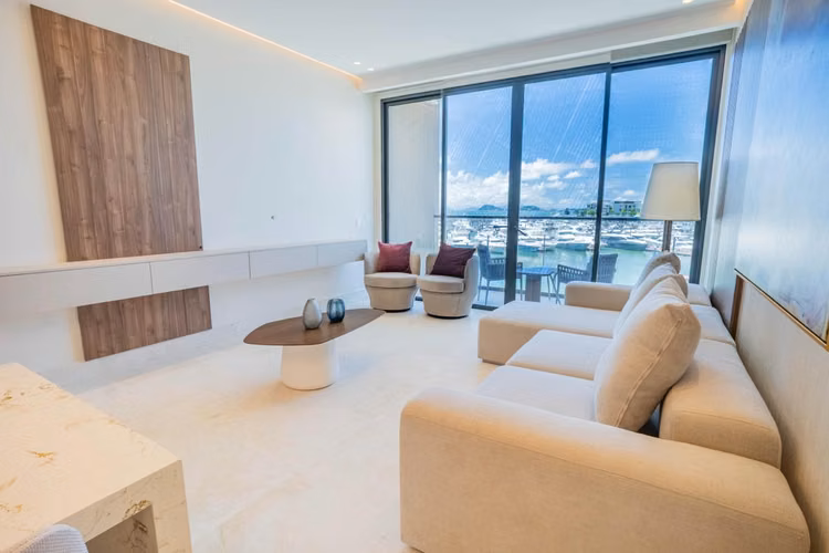 OCEAN REEF | CASA DEL MAR