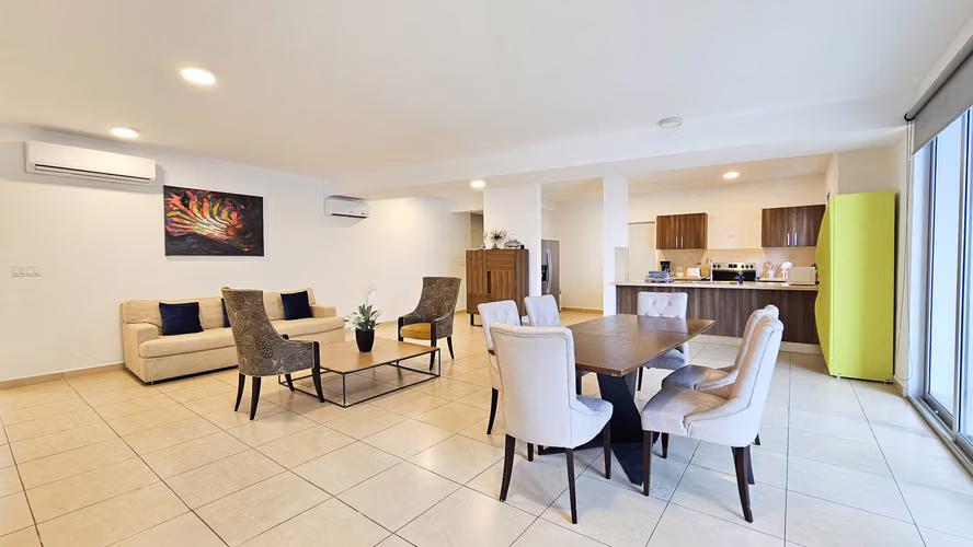 Amplio Apt. en Punta Pacífica frente al mar - 240 m2 - Oasis On The Bay