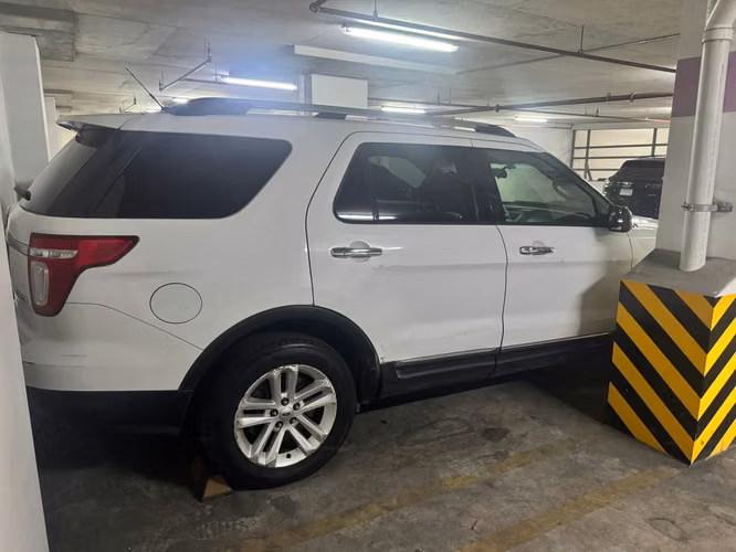 FORD EXPLORER 2013 - Imagen 2