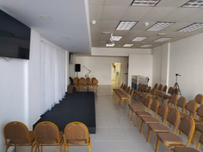 Commercial space for sale - Brisas del Golf - Brisas 507