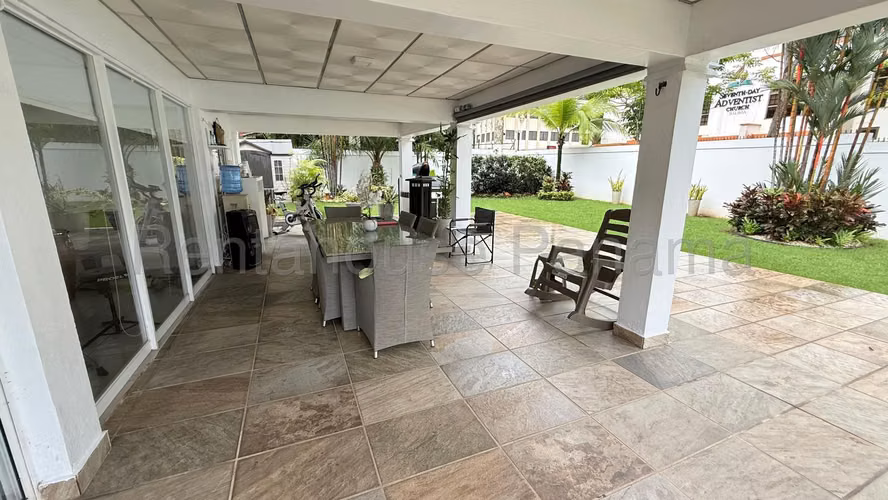 Casa en Esquina Venta con Amplio Terreno en Ancon 25*10135Mfk - Imagen 16
