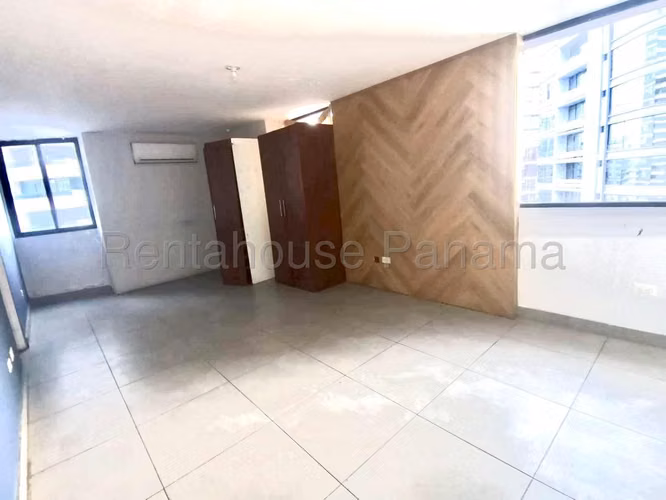 Venta de Amplio Apartamento en Paitilla  4 Rec. 2 parking  vista almar26*5899Mfk