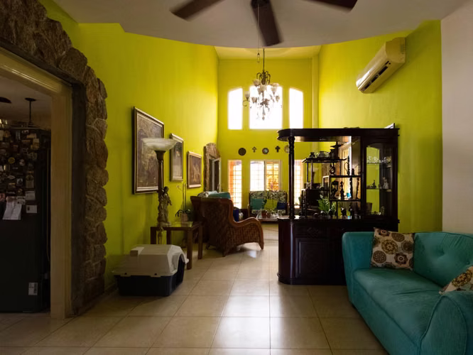Casa Con Amplia Terraza en Venta en Ancon 26*699Mfk