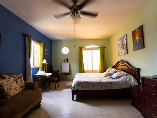 Casa Con Amplia Terraza en Venta en Ancon 26*699Mfk