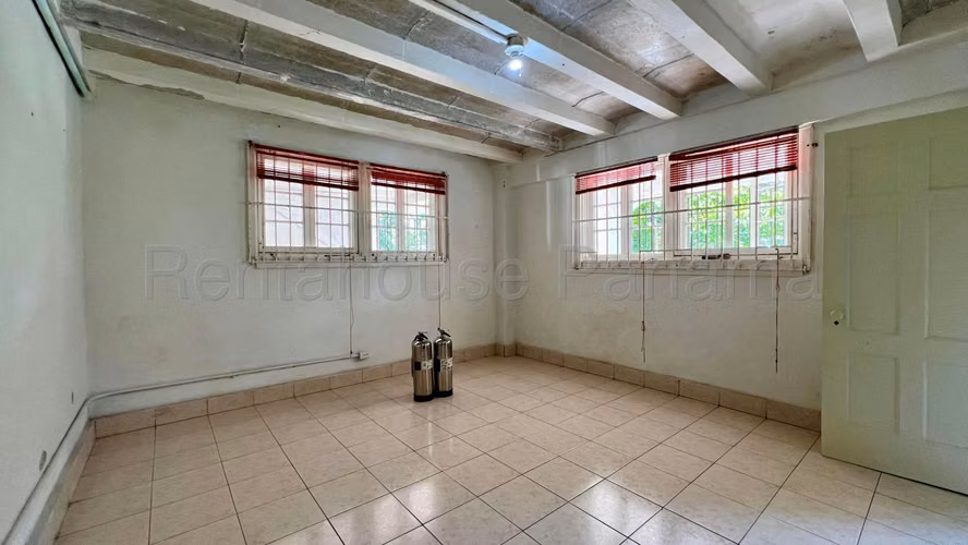 Casa en Venta en Albrook 26*4110Mfk