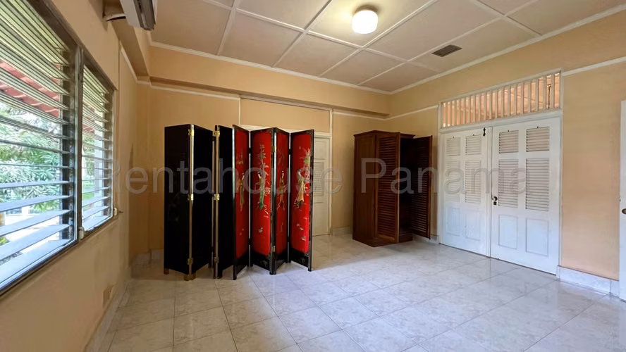 Casa en Venta en Albrook 26*4110Mfk
