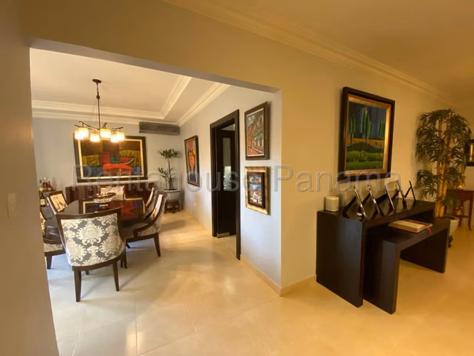 Venta de Casa en Ancon 26*6382Mfk
