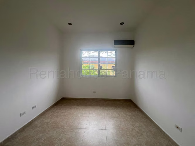 VENTA DE CASA EN PALMERAS DEL ESTE COSTA DEL ESTE HQ