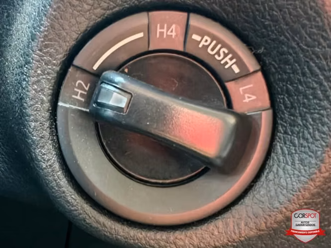 Toyota Hilux 2024 Manual EI7546 - Imagen 12