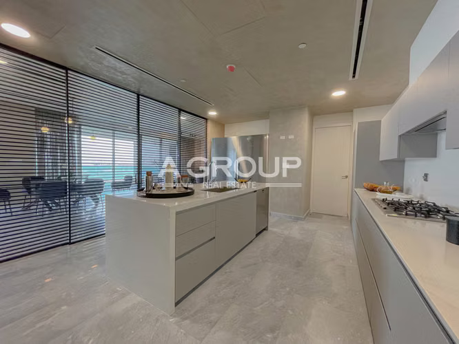 Upper East Tower - Costa del Este - Se vende exclusivo Apartamento