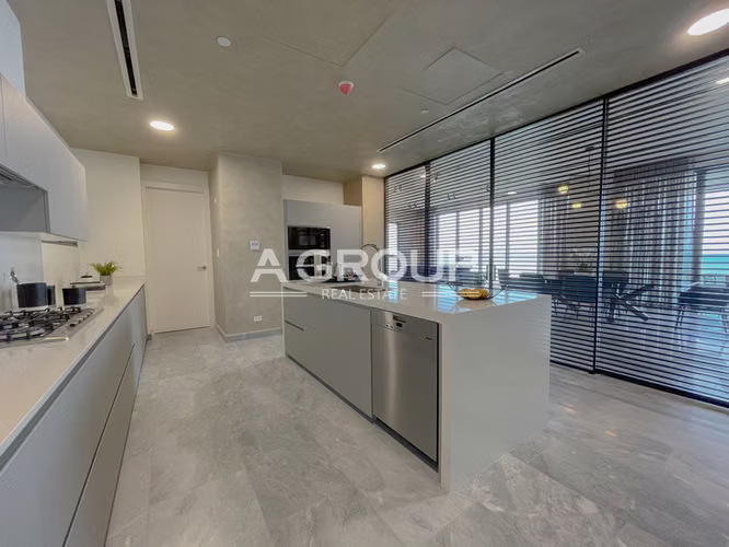 Upper East Tower - Costa del Este - Se vende exclusivo Apartamento