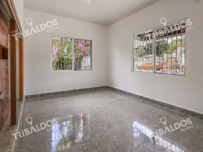Venta de Propiedad Comercial en San Francisco con Zonificación ZM5