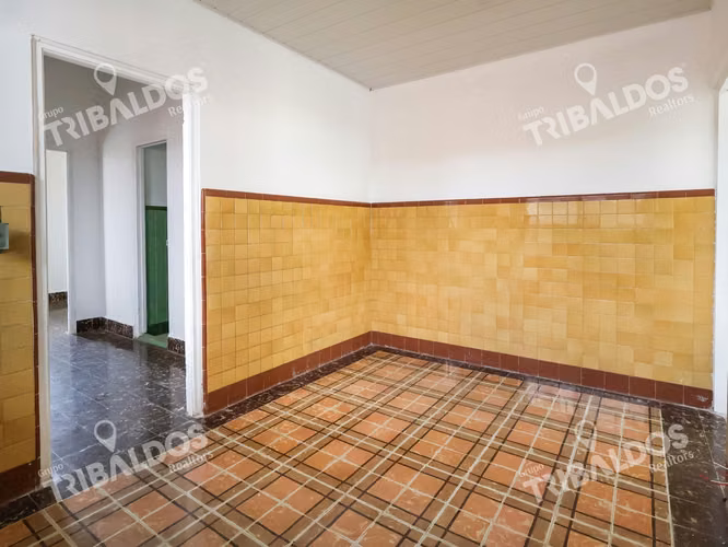 Venta de Propiedad Comercial en San Francisco con Zonificación ZM5