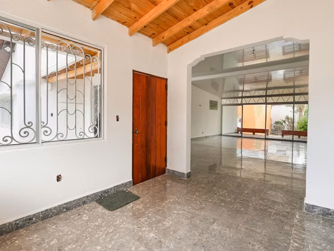 Venta de Propiedad Comercial en San Francisco con Zonificación ZM5