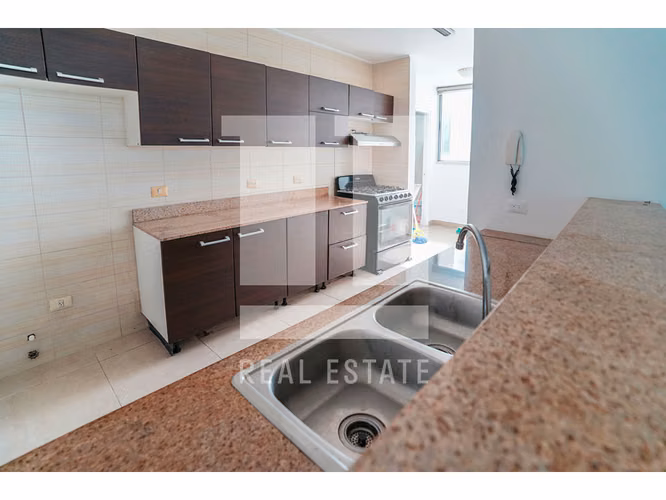 Se Vende Apartamento en PH Pacific Sea - Imagen 2
