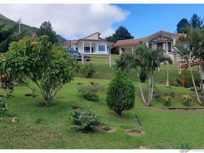 VENTA CASA EN ALTOS DEL MARIA REMATO 1139M2 CON JACUZZI OPORTUNIDA cv