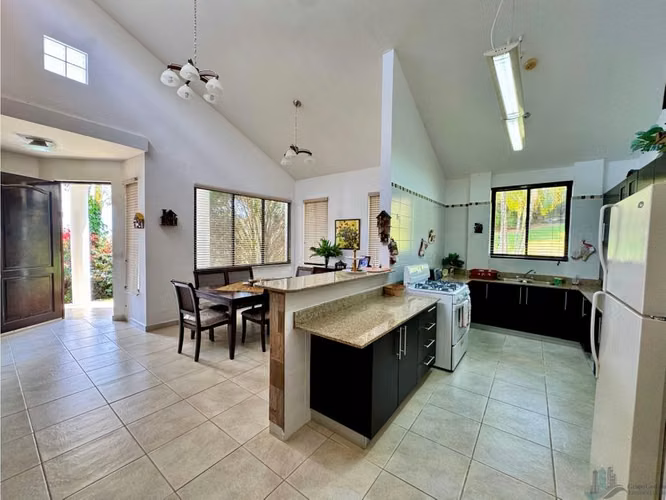 VENTA CASA EN ALTOS DEL MARIA REMATO 1139M2 CON JACUZZI OPORTUNIDA cv