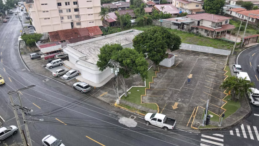 Se Vende o Alquila Local Comercial Estratégico en Betania