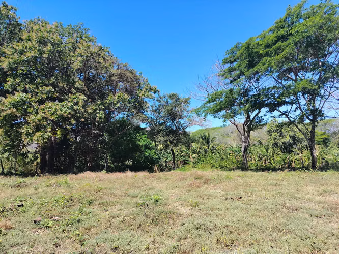 Terreno en venta en Playa Guánico, Tonosí – A pasos del mar