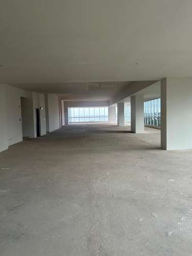 Alquiler local Comercial en Ave. Balboa. 2 niveles. CC - Imagen 4