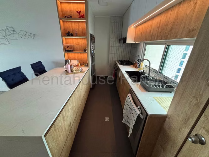 Apartamento en Alquiler Con Vista Amplia Al Mar en San Francisco 26*5411Mfk