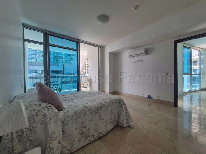 Vendo en GRAND TOWER Punta Pacifica MPM26-6633