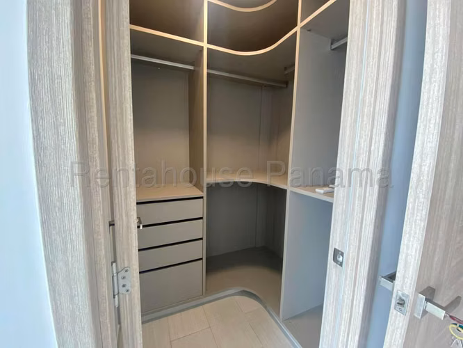 Apartamento en Alquiler Con Amenidades en San Francisco 26*5021Mfk