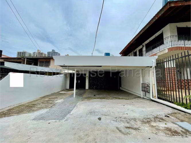Commercial premises for sale in Obarrio LA26-1431