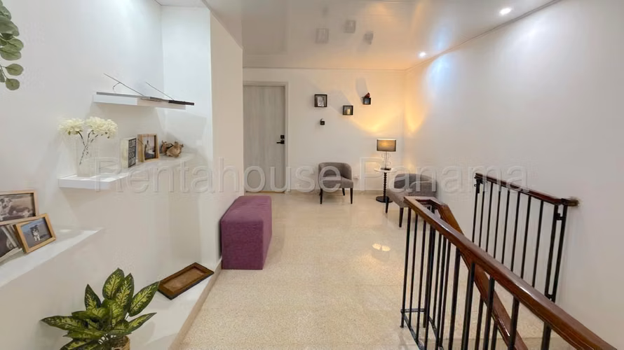 Vendo amplia Casa en Bellavista MPM26-6287