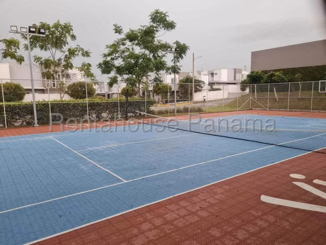 VENTA DE CASA EN VICTORIA BRISAS DEL GOLF HQ - Imagen 11