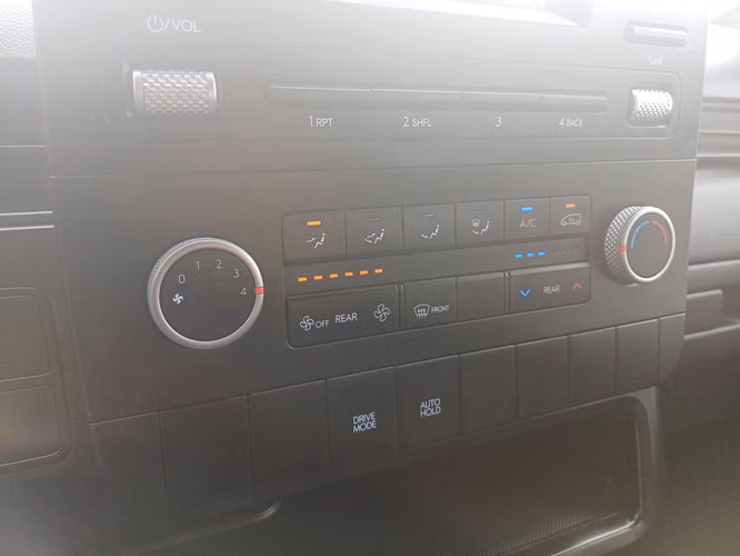 HYUNDAI STARIA - 2025 - MVHX - Automarket
