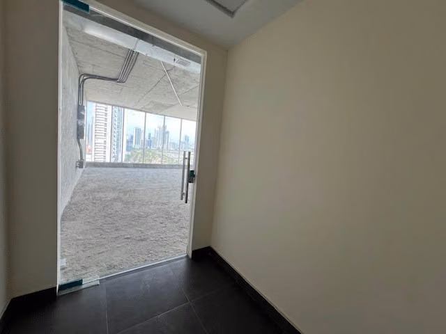 Oficina para venta en Balboa Office Center  con la Mejor Vista ID 25889 - Imagen 8