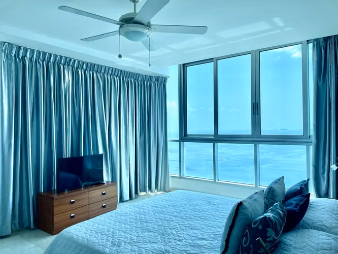 for rent Se alquila apartamento  ave balboa FRENTE AL MAR