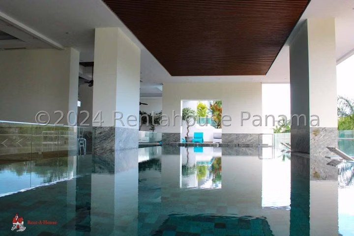 Apartamento en venta en Costa del Este YM