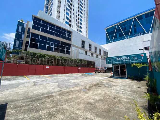 Terreno En Venta En San Francisco YM